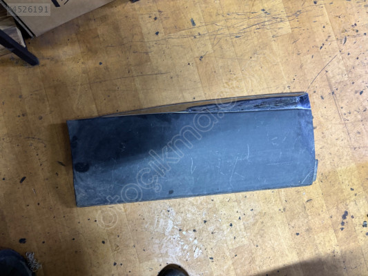 3008 sag arka kapı çıtası