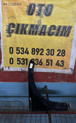 VOLKSWAGEN ARTEON SAĞ ÖN ÇAMURLUK