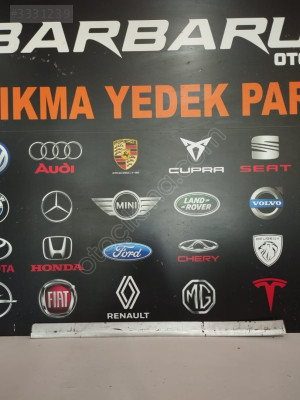 AUDI A4 Sol Ön Kapı Süsleme Bandı - 8D0853953B