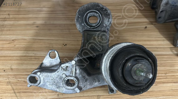 4f0199352n AUDİ A6 MOTOR BAĞLANTI AYAĞI