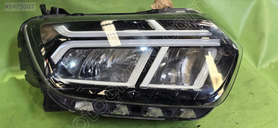 2022 2023 Dacia Duster sağ ön far çıkma