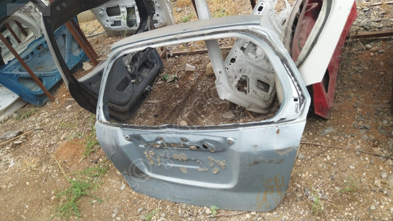 Honda jazz 2010 model arka bagaj kapağı