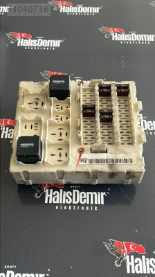 B404 Ford Fuse Box PP+GF20+M10 PPGF20M10