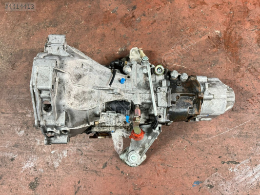 AUDİ A4 1.9 TDİ ÇİFT KIRMIZI 130 LUK 6 İLERİ ŞANZIMAN KOMPLE