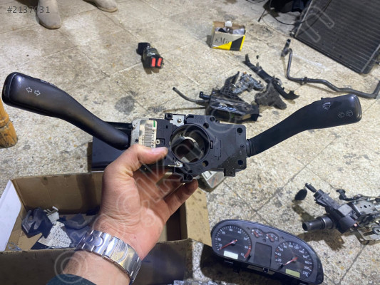 1999-03 VW GOLF 4 FAR SİLGİ KOLU ORJ ÇIKMA