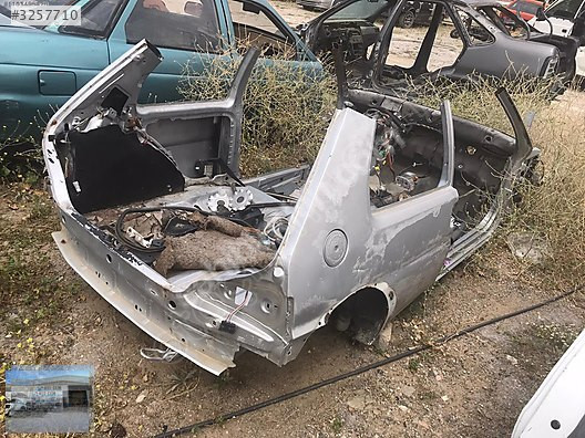 OTO CEMDEN ÇIKMA PEUGEOT 106 TEK KAPI SOL ARKA ÇAMURLUK KES