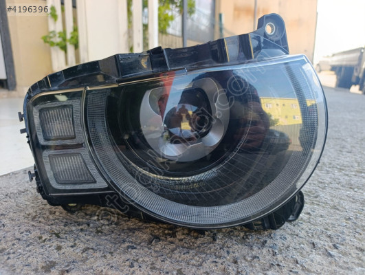 LAND ROVER DEFENDER SAĞ FAR ORJİNAL ÇIKMA