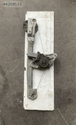 dacia sandero sol ön cam krikosu