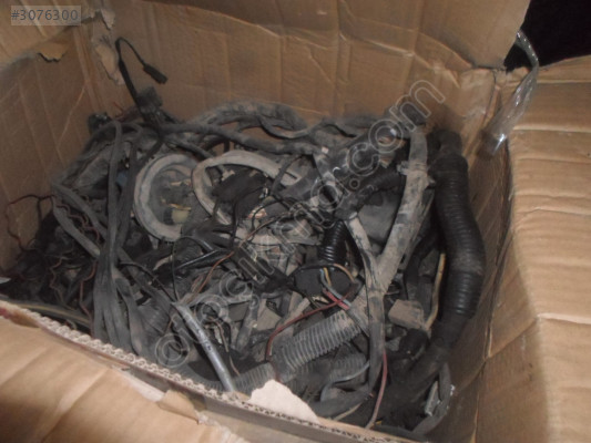 NİSSAN D21 1989-1997 PİKAP ELEKTRİK TESİSAT ÇIKMA ORJİNAL