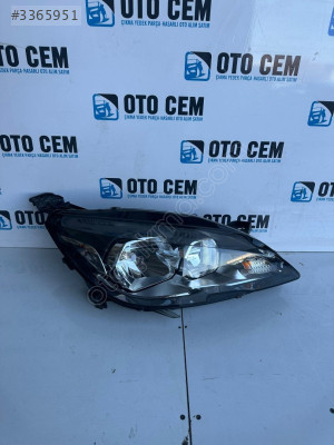 OTO CEM'DEN ÇIKMA PEUGEOT 308 SAĞ FAR (2016)