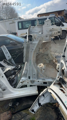 DACİA DUSTER SAĞ ÖN ÇEYREK ŞASE 2021 OTO FEDAİ