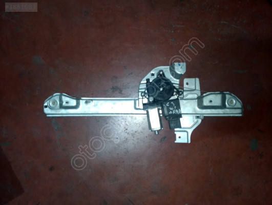 Citroen C3 çıkma sol arka cam kirkosu
