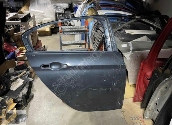 FİAT EGEA SAĞ ARKA KAPI ORJİNAL ÇIKMA