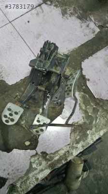Renault R5 Modeli İçin Yedek Pedal Takımı Parçaları