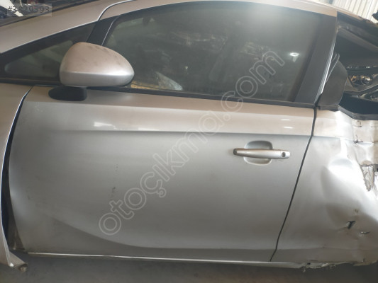 OPEL CORSA SOL ÖN KAPI DOLU HATASIZ
