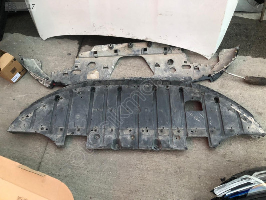 JAGUAR XJ MOTOR ALT MUHAFAZA AW93-17626