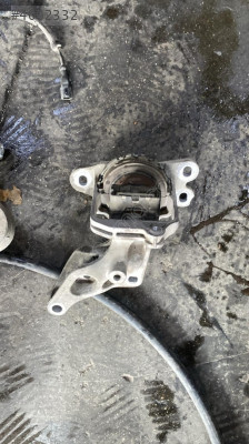 RENAULT TRAFİC MOTOR KULAĞI GÜÇMANLAR BURSA