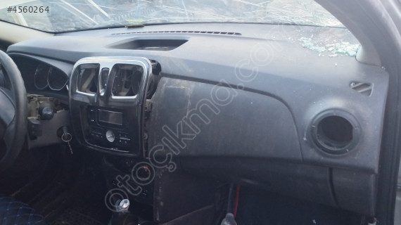 Dacia Logan MCV göğüslük torpido