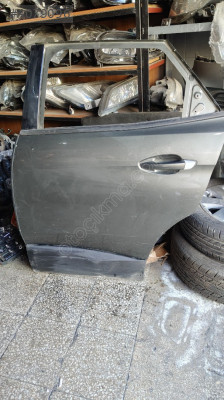 Peugeot 3008 sol arka kapı