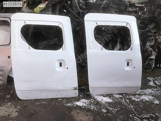 Dacia dakker sağ orta kapı