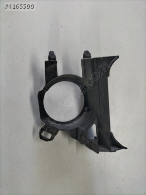 03090 RENAULT CLİO 4 SOL SİS YUVASI