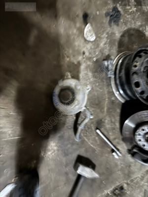 VOLKSWAGEN PASSAT B8,5 BİDON