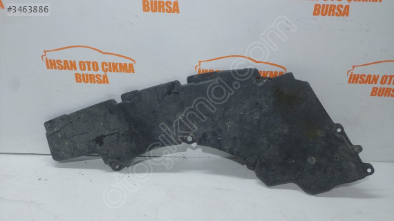 Megane 4 Mais Arka Tampon Alt Muhafazası (2016-2023) 748A05549R