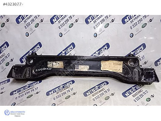 MERCEDES GL SERİSİ X164 ÖN PANEL RADYAYTÖR ALT MUHAFAZA