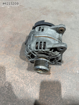 2011 Renault Fluence Şarj Dinamosu