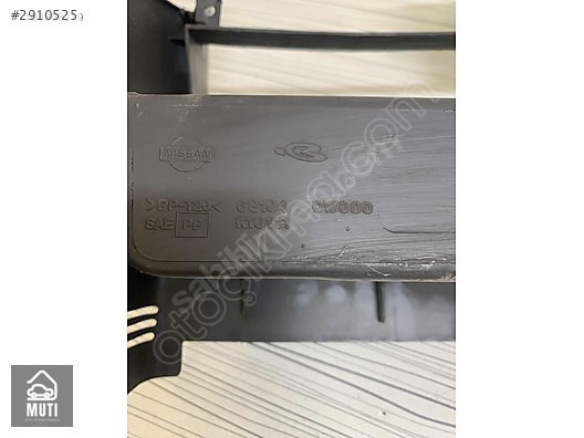 NİSSAN » 68104-0W000 - teyp konsolu