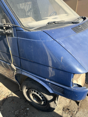 VOLKSWAGEN T4 SAĞ ÖN ÇAMURLUK ÜÇEL OTO ÇIKMA BURSA