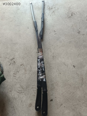 Hyundai bayon  sağ sol ön cam silecek  98320-00000/. 98310-00000