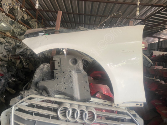 Mercedes E-Serisi 250 Modeli için çamurluk ilanı