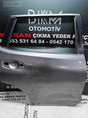 Nissan X-Trail T32 sağ arka kapı