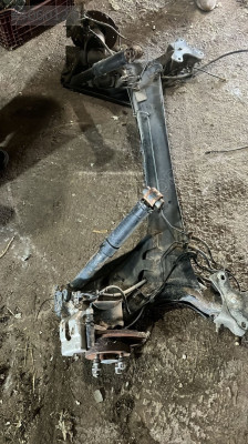 Renault Megane2 arka dingil komple dolu orijinal hatasız