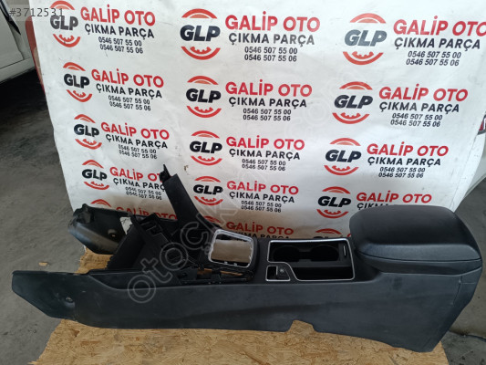 HYUNDAİ İ30 ORTA KONSOL 2014 MODEL i30