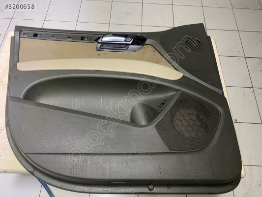 2007-2015 AUDİ Q7 SOL KAPI DÖŞEMESİ 4L1 867 105