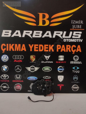 VOLKSWAGEN TRANSPORTER T5  BAGAJ KİLİDİ 7H0827426M