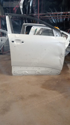 peugeot 3008 sağ ön kapı