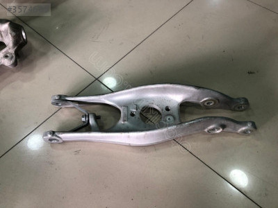 MERCEDES C SERİSİ W206 SOL ARKA SALINCAK A2063101