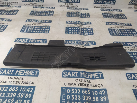 ÇIKMA PEUGEOT 307 ARKA PANEL ÜST PLASTİĞİ