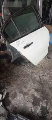 FİAT EGEA SAĞ ARKA KAPI GÜÇMANLAR OTO