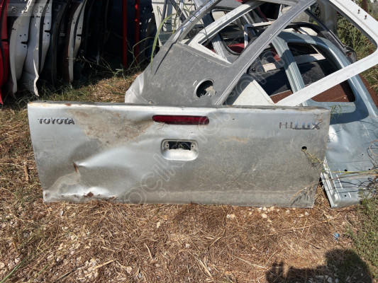 2008 2012 Toyota hilux çıkma arka bagaj kapağı