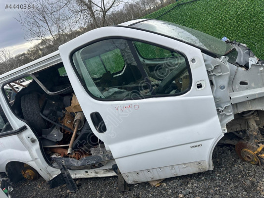OPEL VİVARO SAĞ ÖN KAPI ORJİNAL ÇIKMA