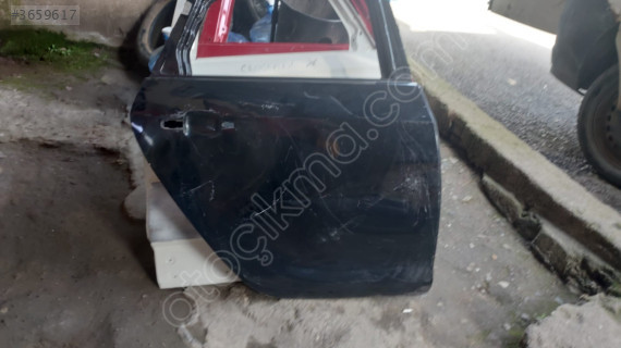 Opel Astra J Çıkma Orjinal Sağ Arka Kapı
