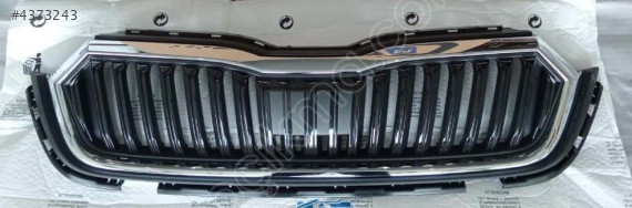 SKODA OCTAVİA 2020 2022 ÖN PANJURRADAR KAPAĞI 5E3853653