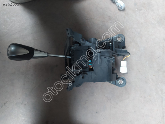 Toyota Auris vites kolu 75C750