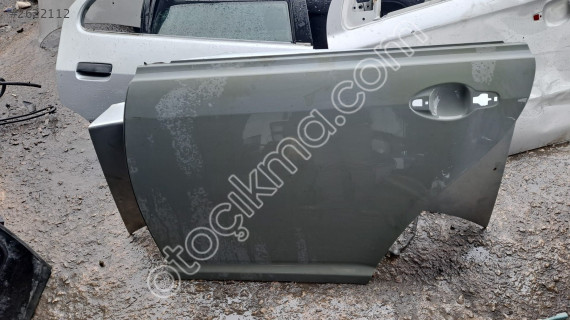 TOYOTA AVENSİS SOL ARKA KAPI SACI