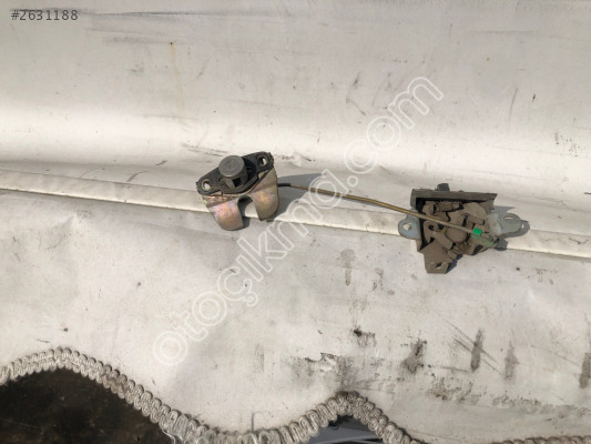 TOYOTA COROLLA 1993/2002 BAGAJ KİLİDİ