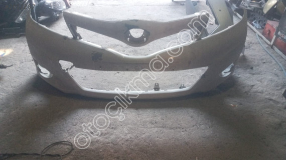 toyota yaris ön tampon